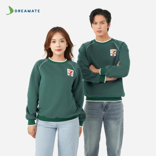 Áo sweater đồng phục của 7-Eleven 