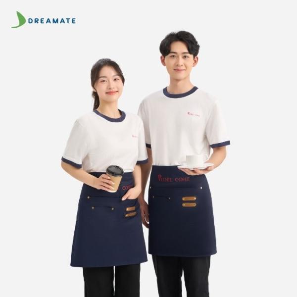 Đồng phục quán Renee Coffee trắng xanh navy