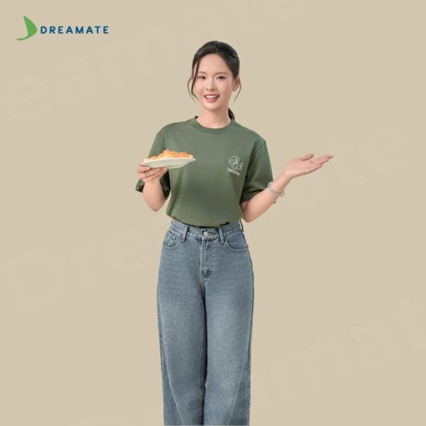 BST Áo thun trơn x tạp dề ngắn