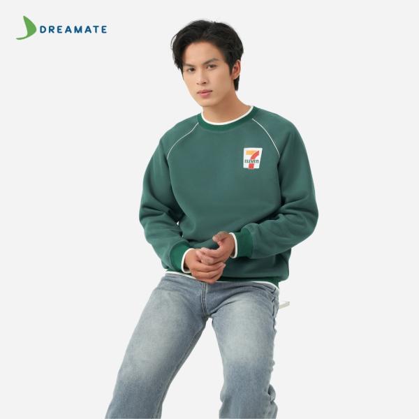 Áo sweater đồng phục của 7-Eleven 