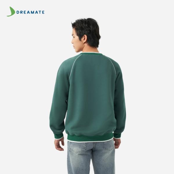Áo sweater đồng phục của 7-Eleven 