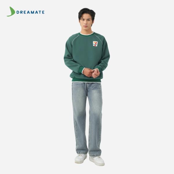 Áo sweater đồng phục của 7-Eleven 