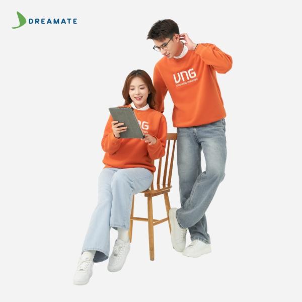 Áo sweater đồng phục cam VNG