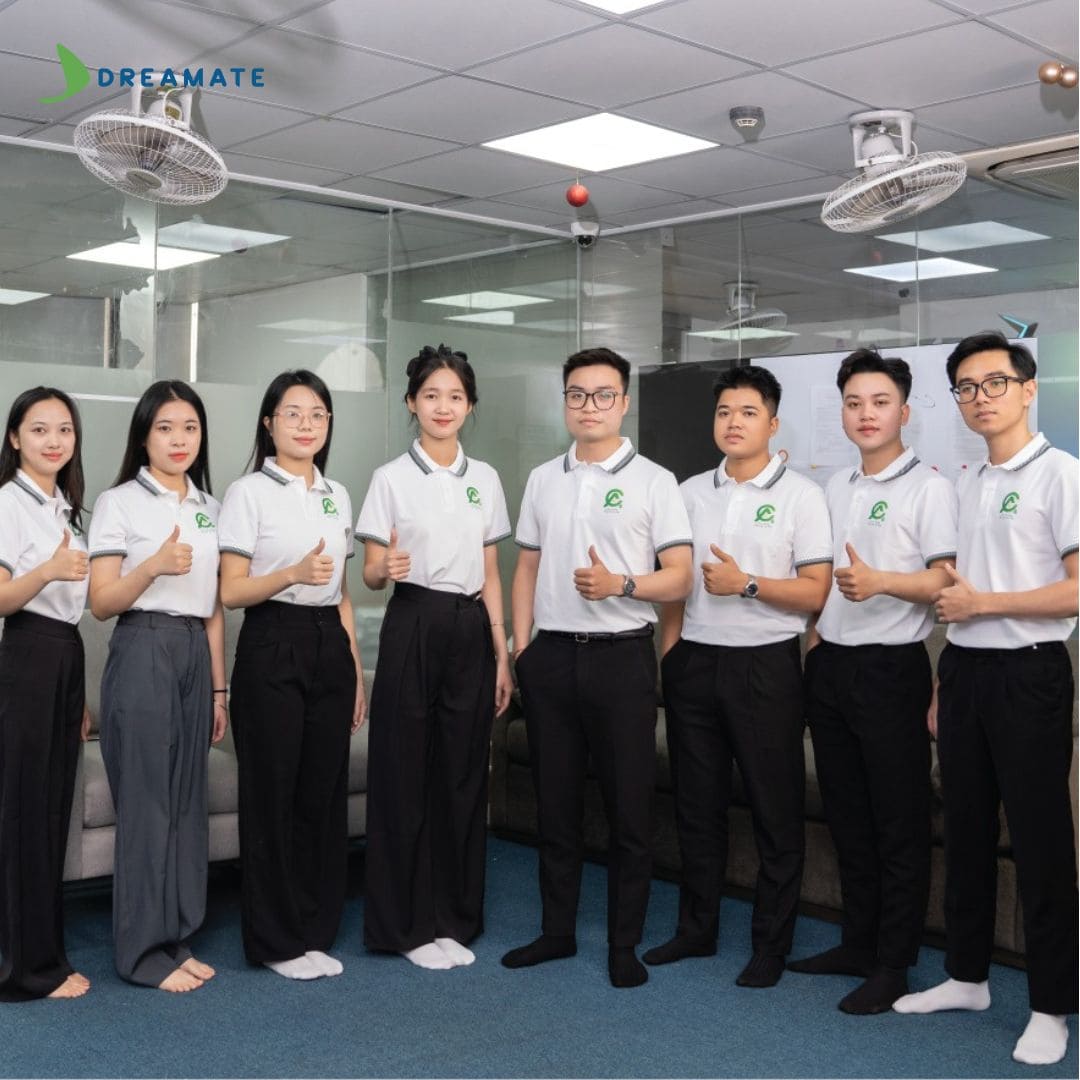 Xu hướng đồng phục tối giản thanh lịch được nhiều doanh nghiệp lựa chọn