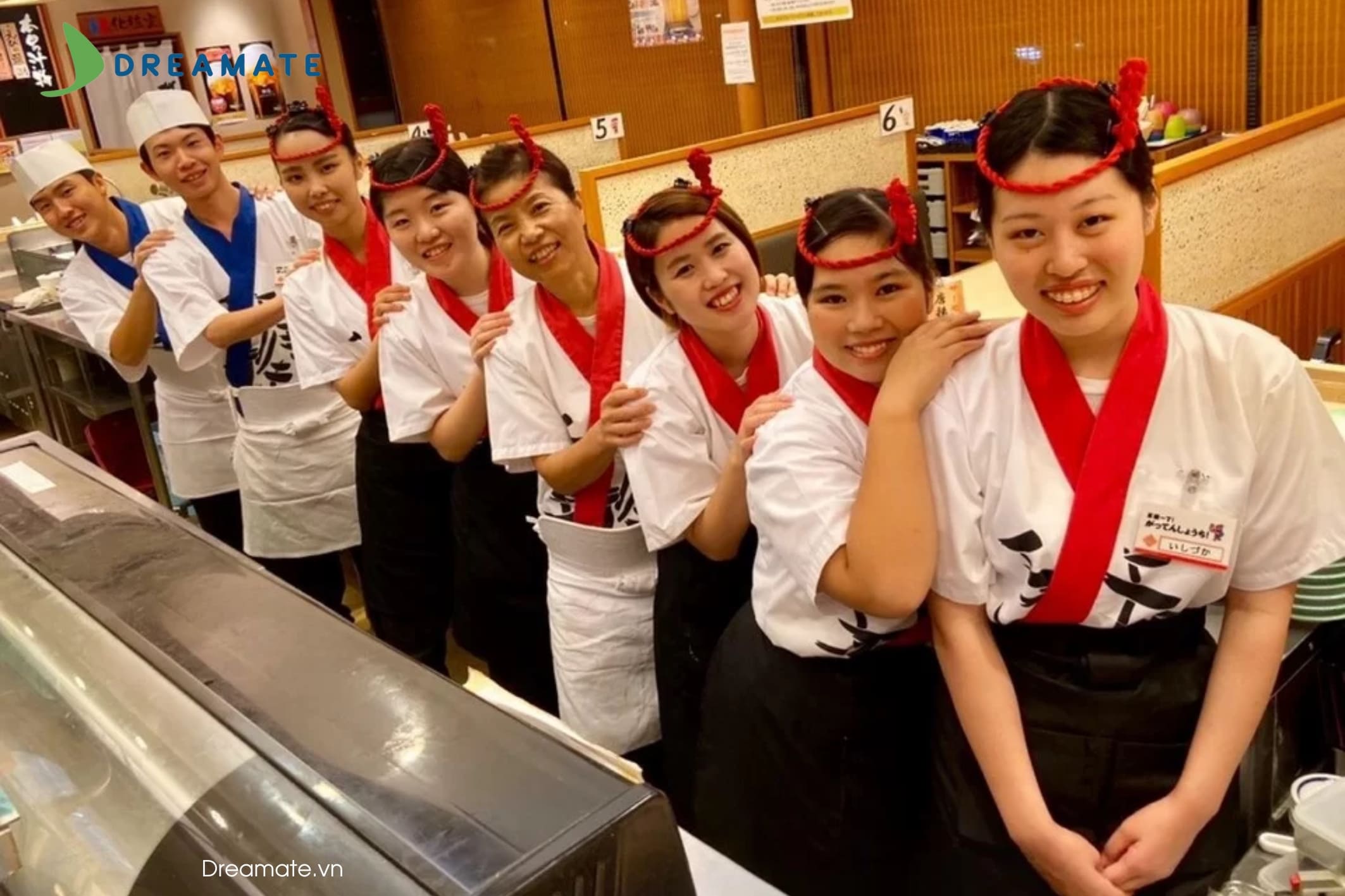 dong-phuc-quan-sushi.jpg (232 KB)