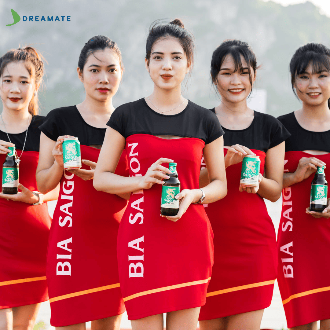 diem-danh-200-mau-dong-phuc-pg-thu-hut-an-tuong-21.png (355 KB)