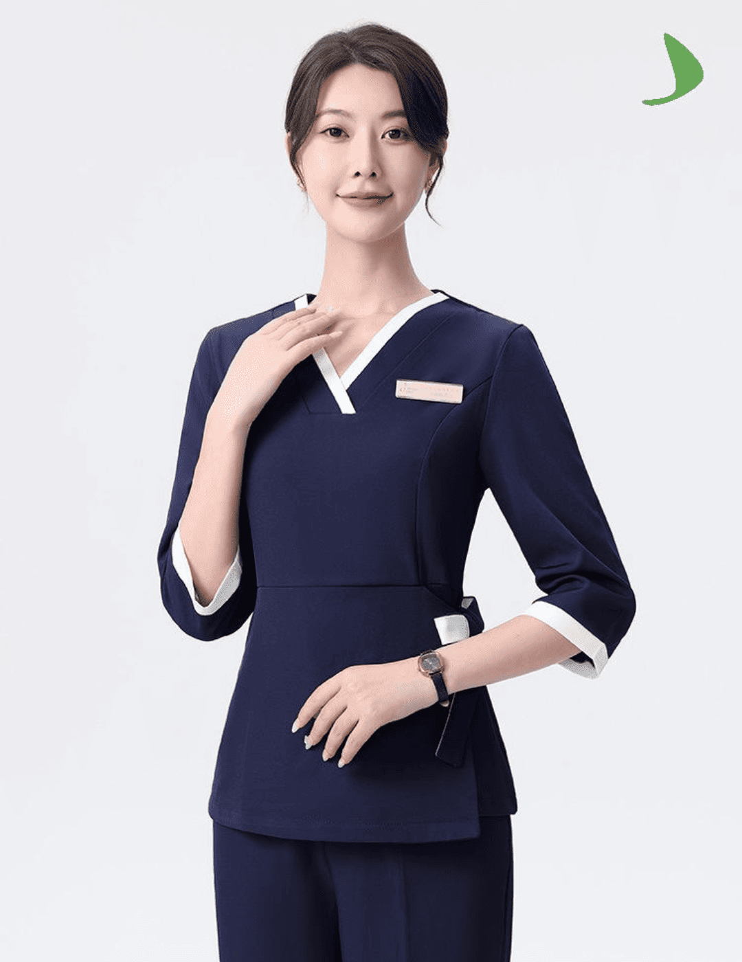 100-mau-dong-phuc-spa-dep-hien-dai-gia-tot-2025-4.png (190 KB)