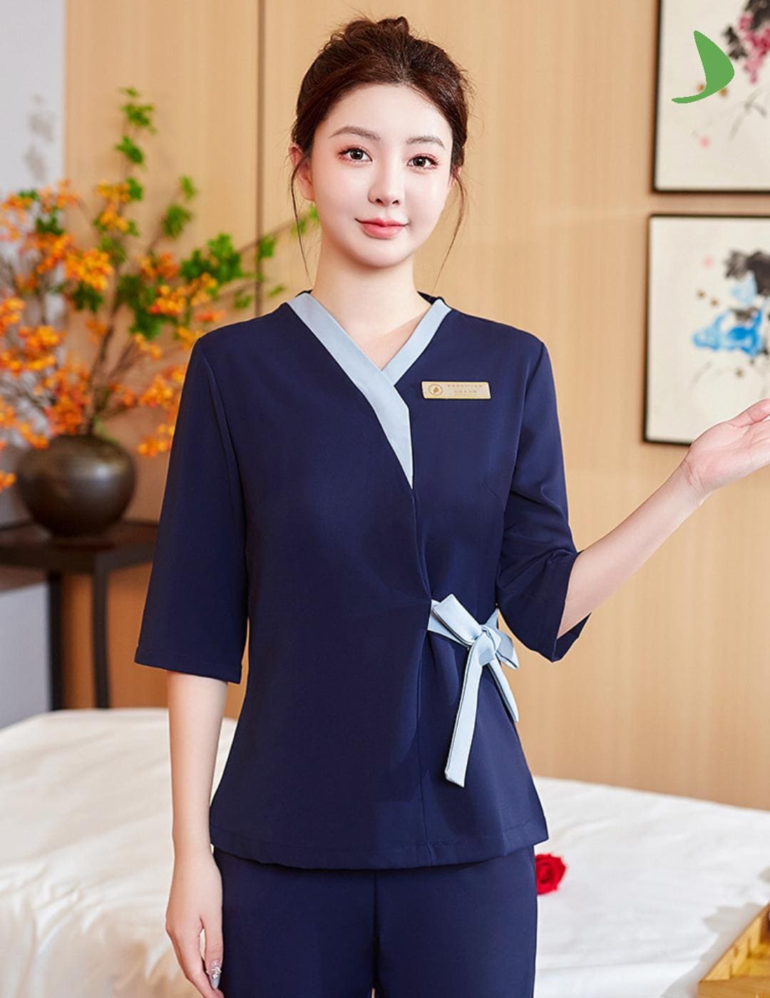 100-mau-dong-phuc-spa-dep-hien-dai-gia-tot-2025-8.jpg (97 KB)