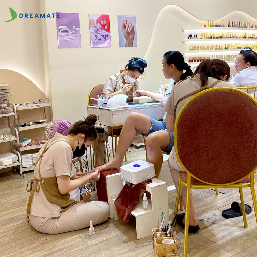 dong-phuc-tiem-nails-15.jpg (156 KB)