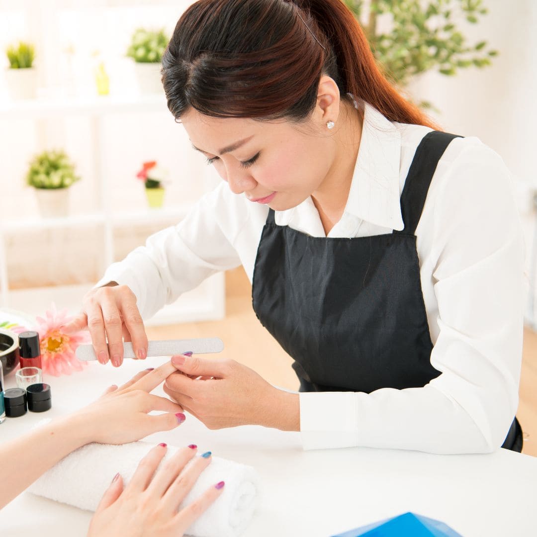 dong-phuc-tiem-nails-3.jpg (79 KB)