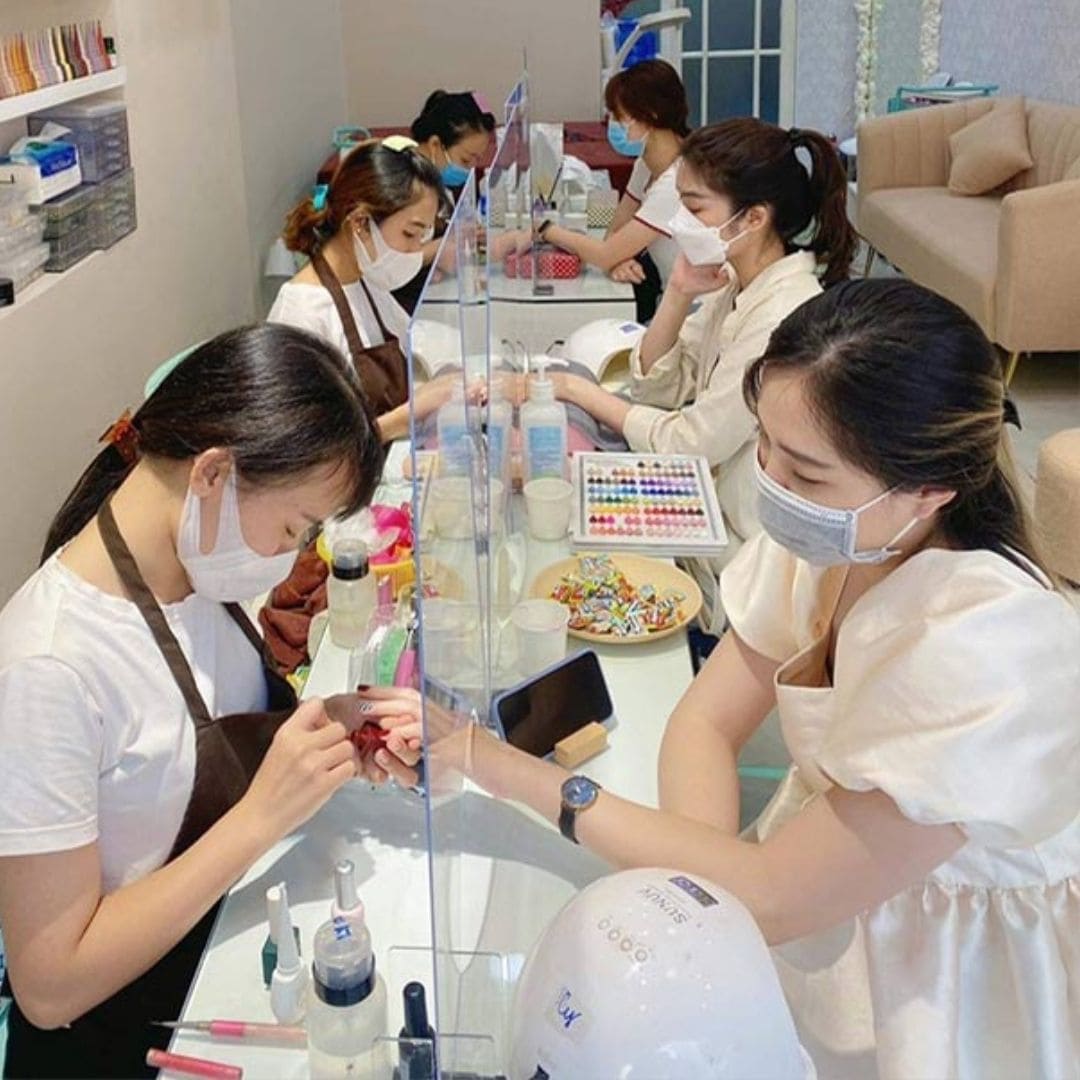 dong-phuc-tiem-nails-6.jpg (116 KB)