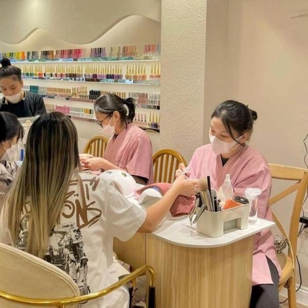 dong-phuc-tiem-nails-8.jpg (111 KB)