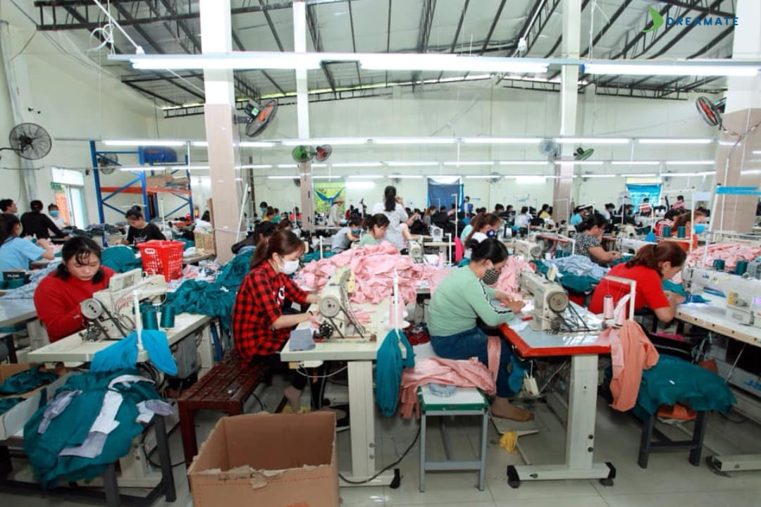 cong-ty-dong-phuc-hoa-luat-6.jpg (152 KB)