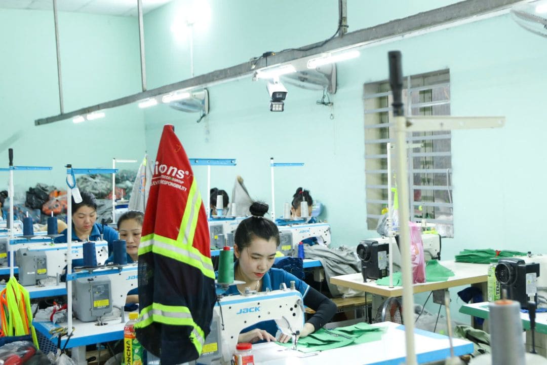 dong-phuc-tay-ninh-5.jpg (87 KB)